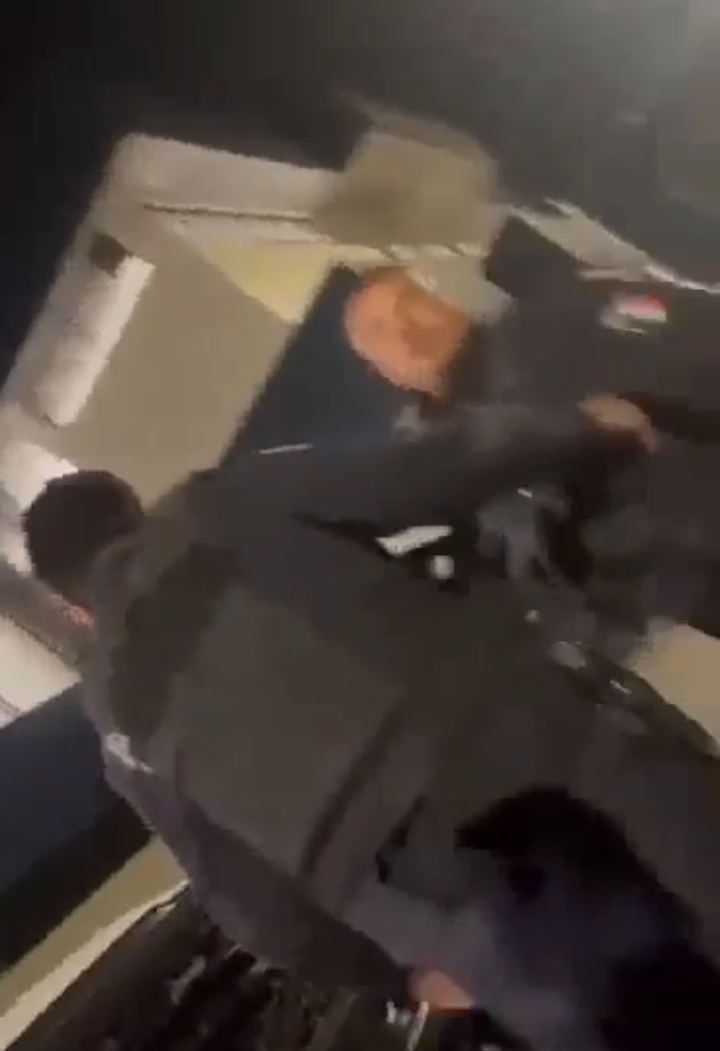 Screenshot_2025-12-06-09-54-30-372_com.whatsapp-edit