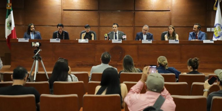 CONFERENCIA-DE-PRENSA-JUAN-GABRIEL13-1140x570